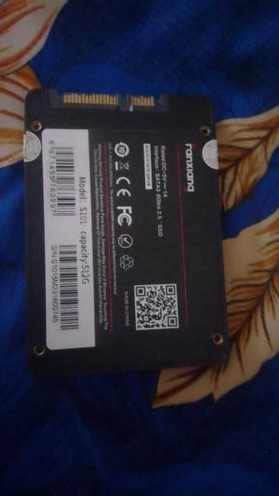 SSD 512