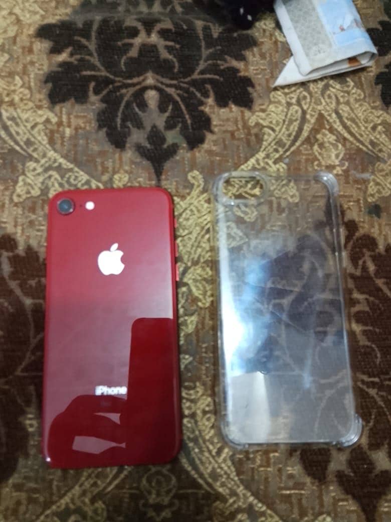 Apple iPhone 8 4