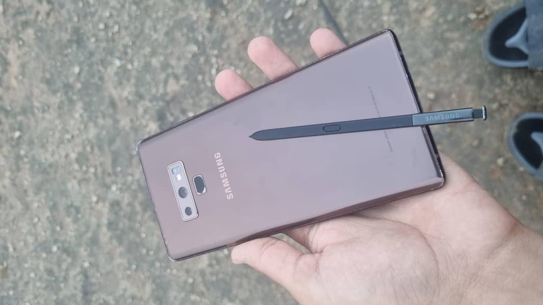 Samsung Mobile Note 9 4