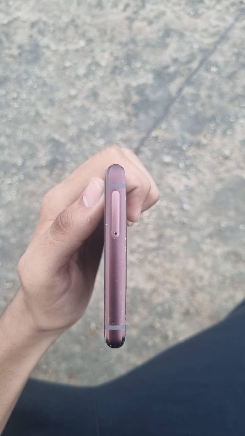 Samsung Mobile Note 9 6