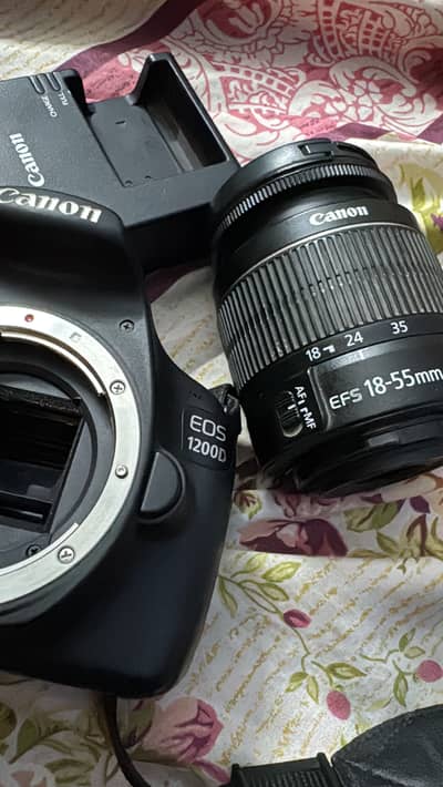 Canon EOS 1200D DSLR Camera with 18-55mm Lens | Excellent Condition