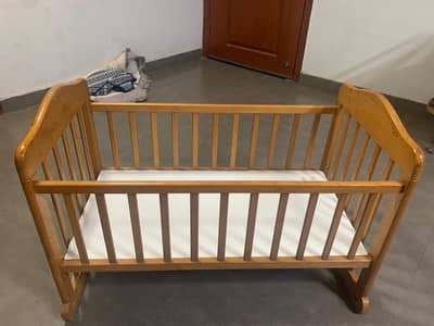 baby cot