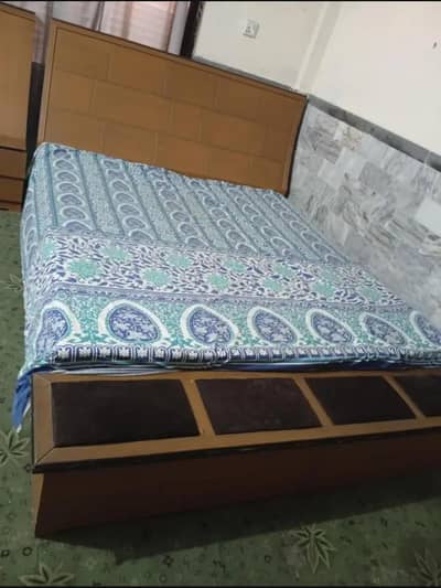 King size bed set