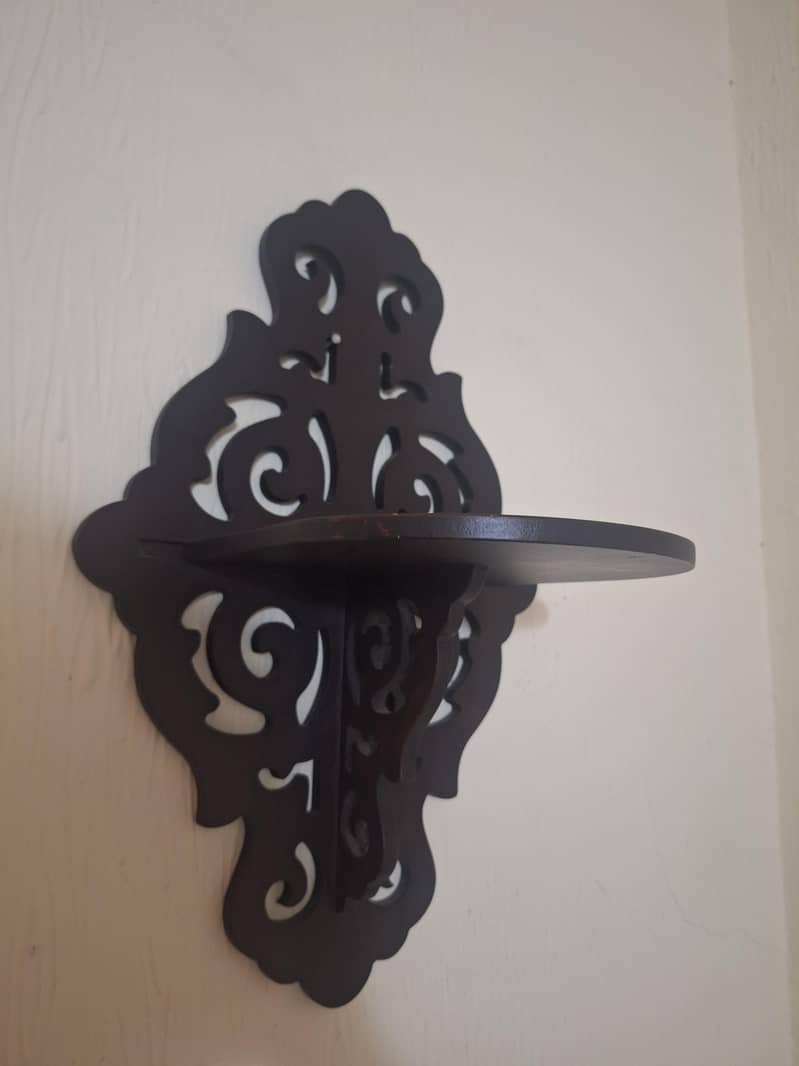 wall stands 1