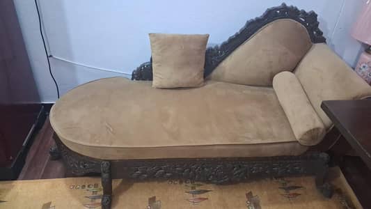 Dewan For Sale