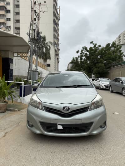 Toyota Vitz 2013 F