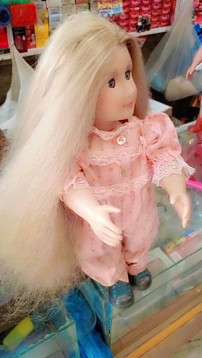 American dolls avelebal plz contact whtsup 03002614444