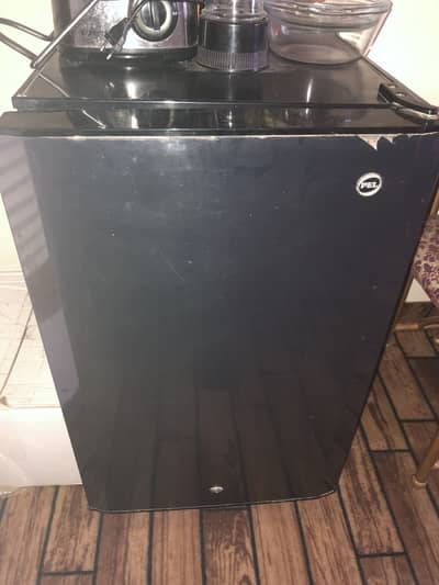 Pel Refrigerator For Sale Urgent