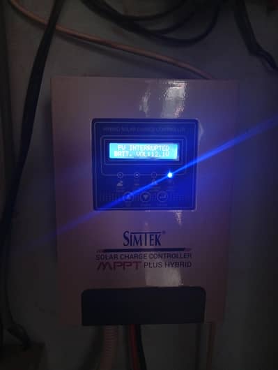 *SIMTEK 85A MPPT Hybrid Solar Charge Controller. inu  1 Year Warranty*