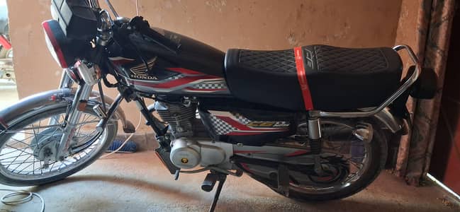 CG 125 2024 modal