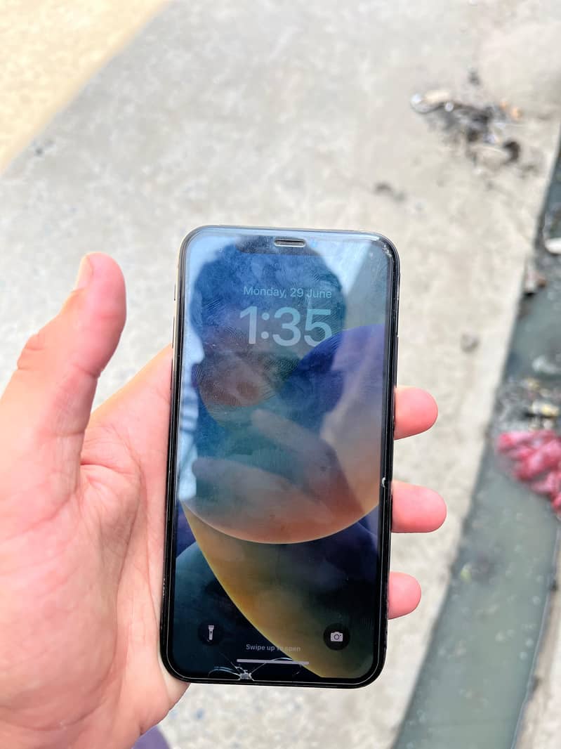 Apple iPhone X 2