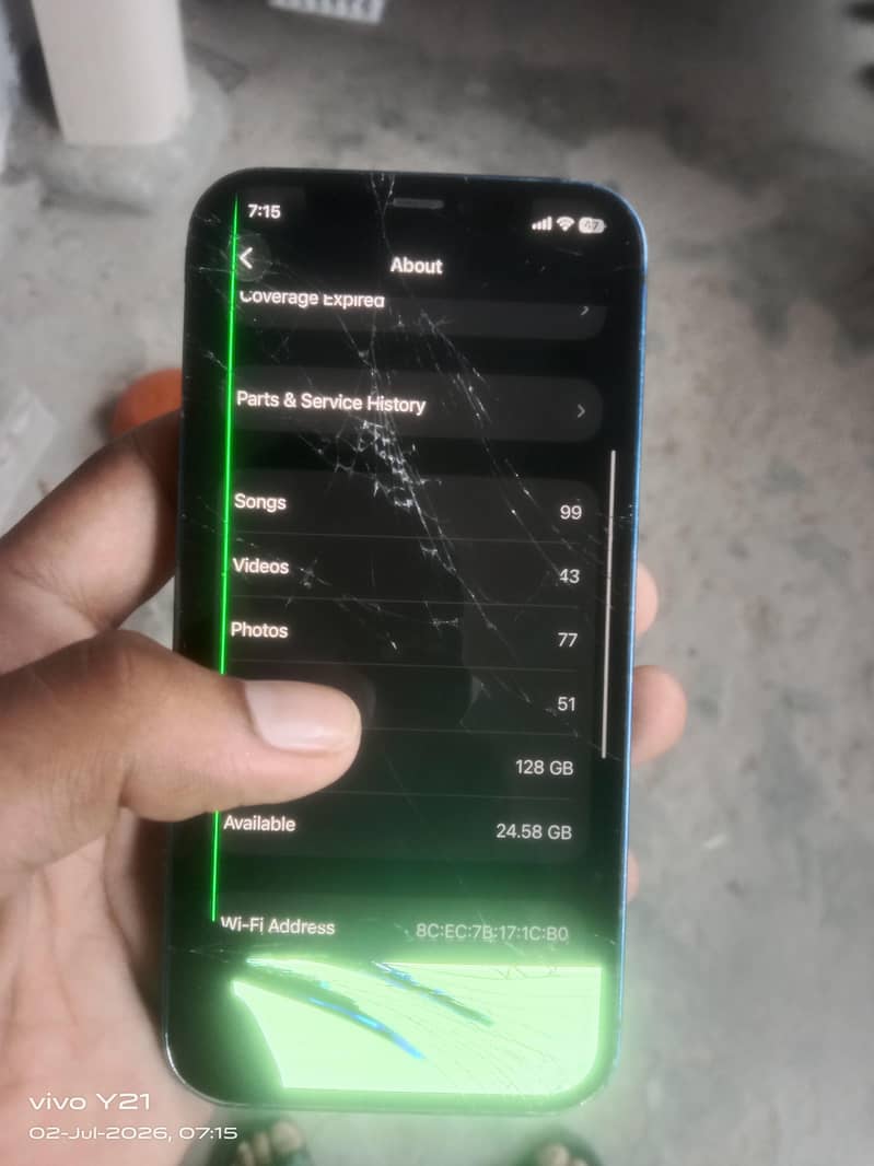 Apple iPhone 12 6