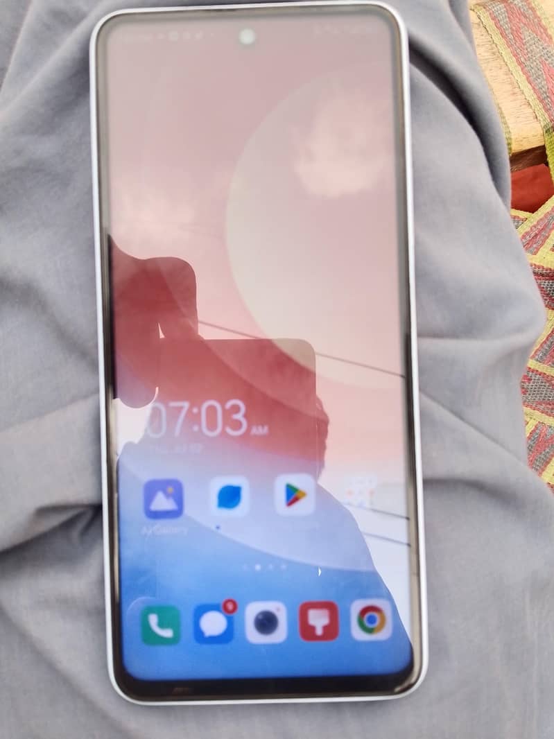 Tecno CAMON 19 Neo 0