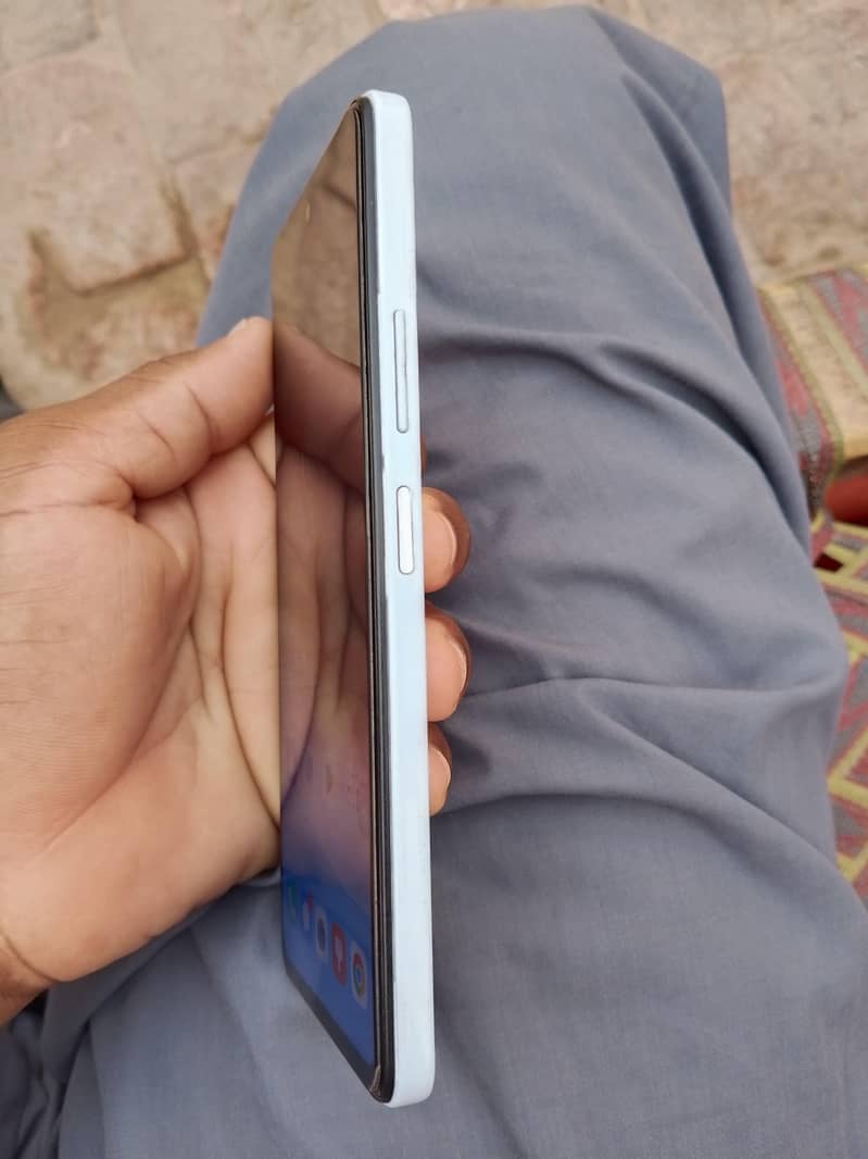 Tecno CAMON 19 Neo 4