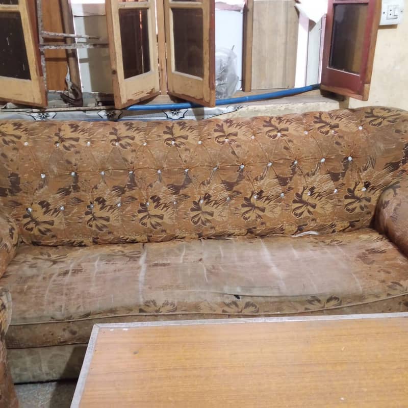 Used Sofa 4