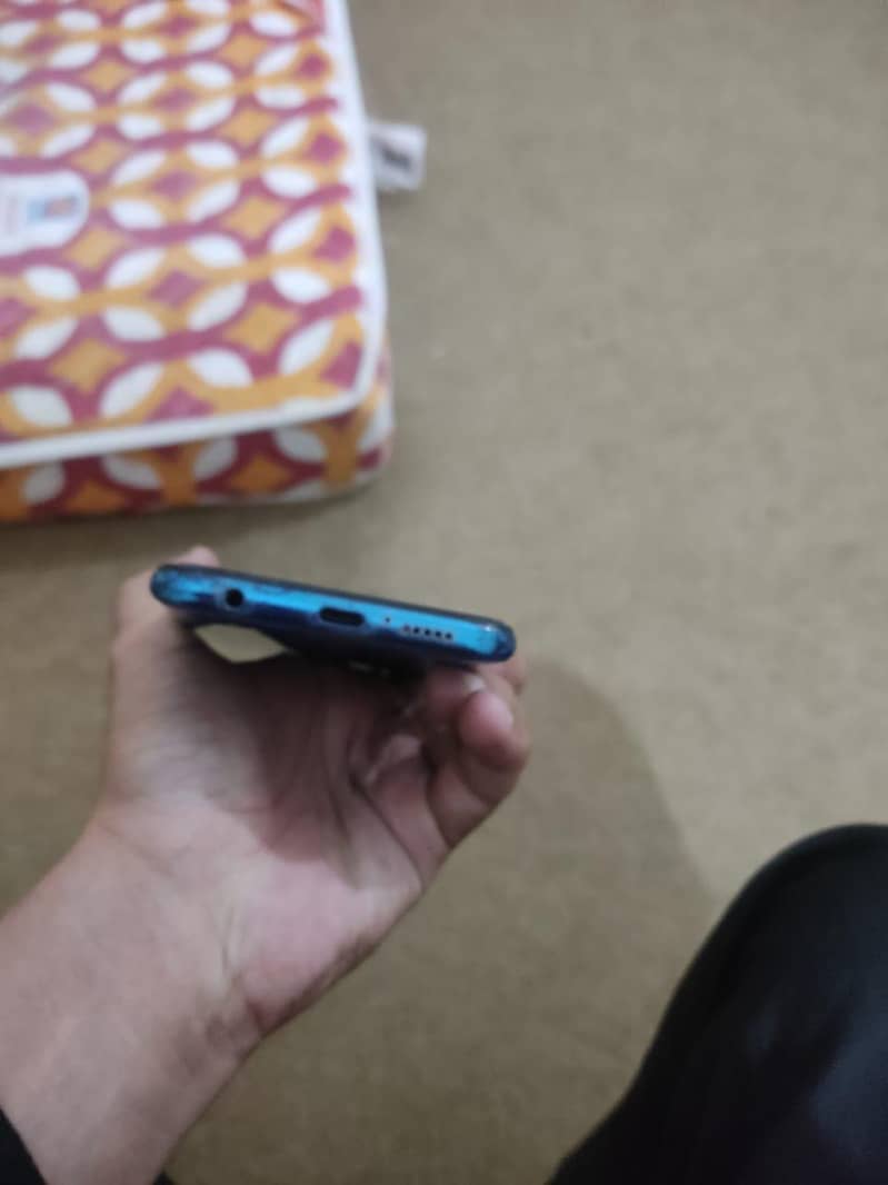 Xiaomi Redmi Note 9S 1