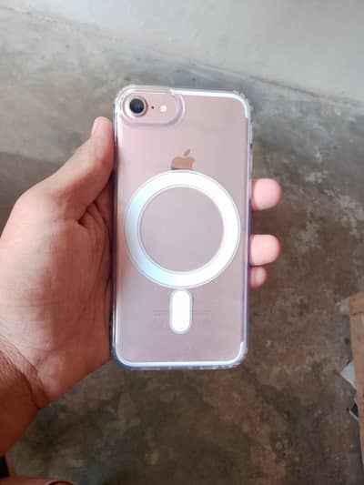 Apple iPhone 7