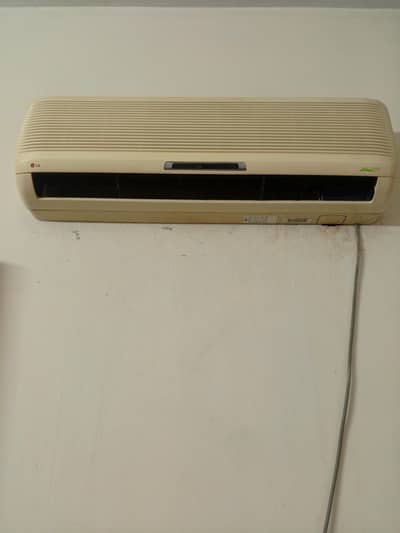 LG 1.5 Ton