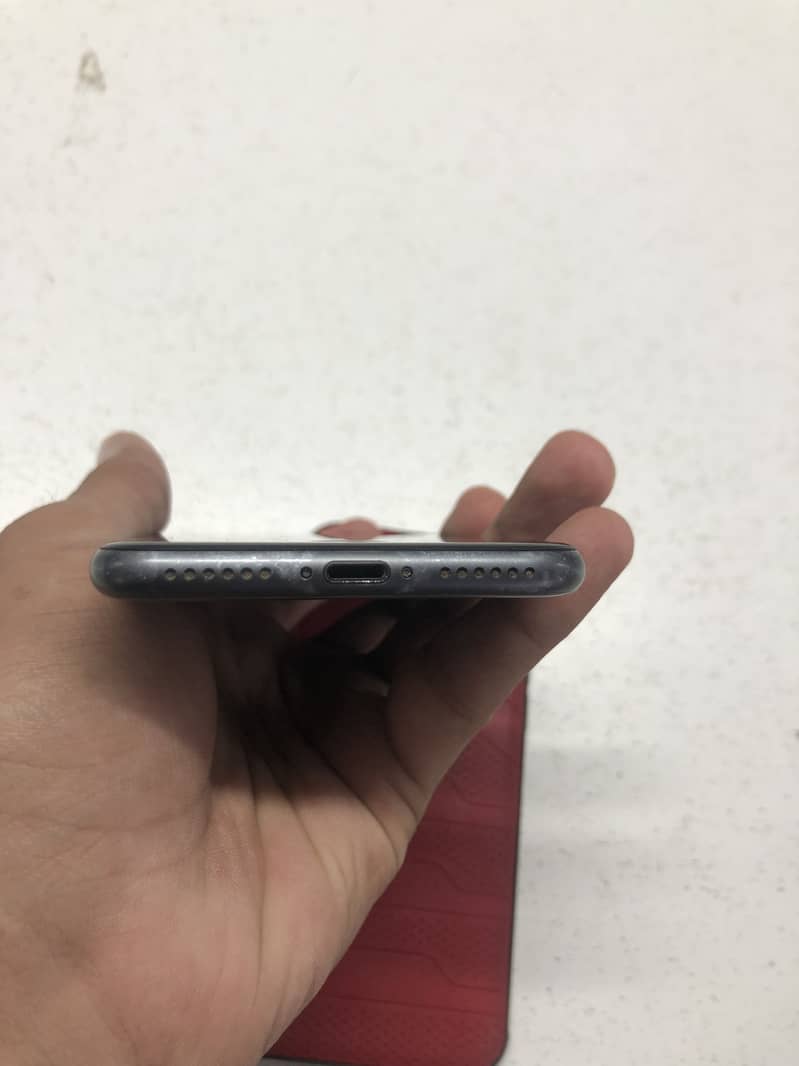 Apple iPhone 8 2