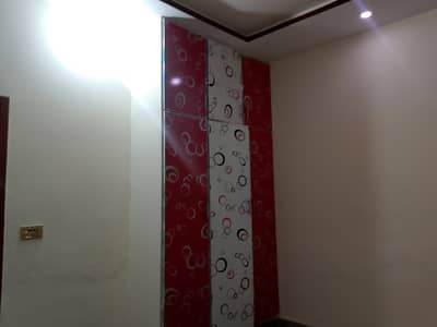 3 Marla lower portion available for Rent Jalal park