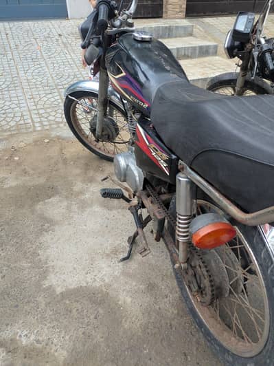 CG 125