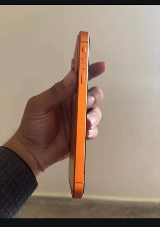 Apple iPhone XR 3