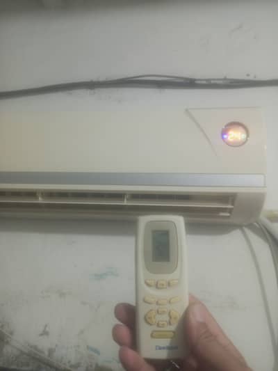 Dawlance 1ton no inverter