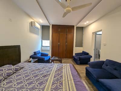 10-Marla 3-Bedroom's Renovated Apartment Available For Rent in Askari-2 Lahore