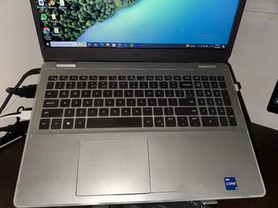 Inspirion 3501 11gen core i5