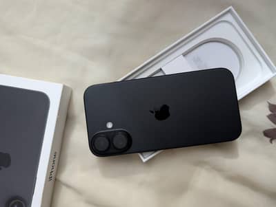 Apple iPhone 16