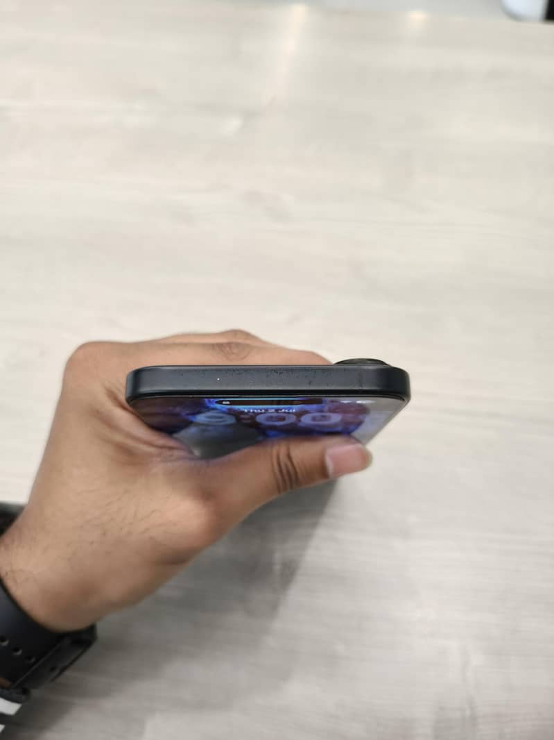 Apple iPhone 16 Plus 4