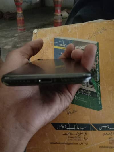 Apple iPhone 7