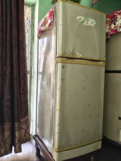 Dawlance used refrigerator small size