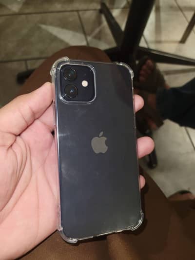 Apple iPhone 12
