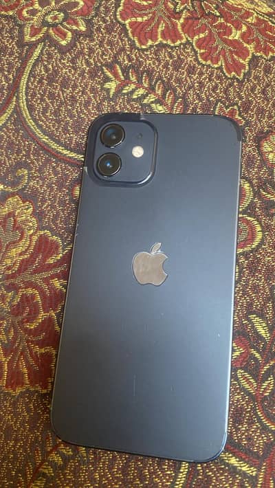 Apple iPhone 12