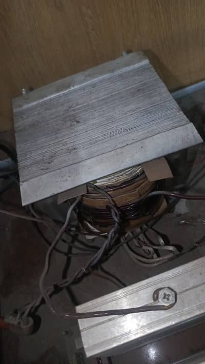 2000 WATT 24VOLT