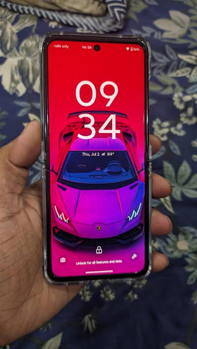 Motorola Moto Razr 50 2024 Non PTA Like New