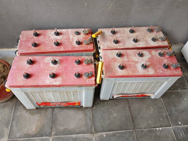 BATTERIES 1