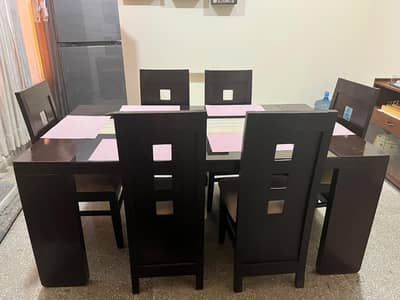 Dining Table and 6 Chairs