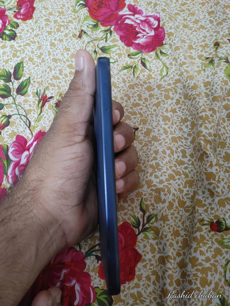 Motorola E15 1