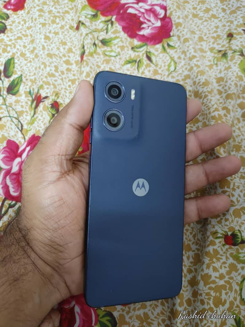 Motorola E15 5