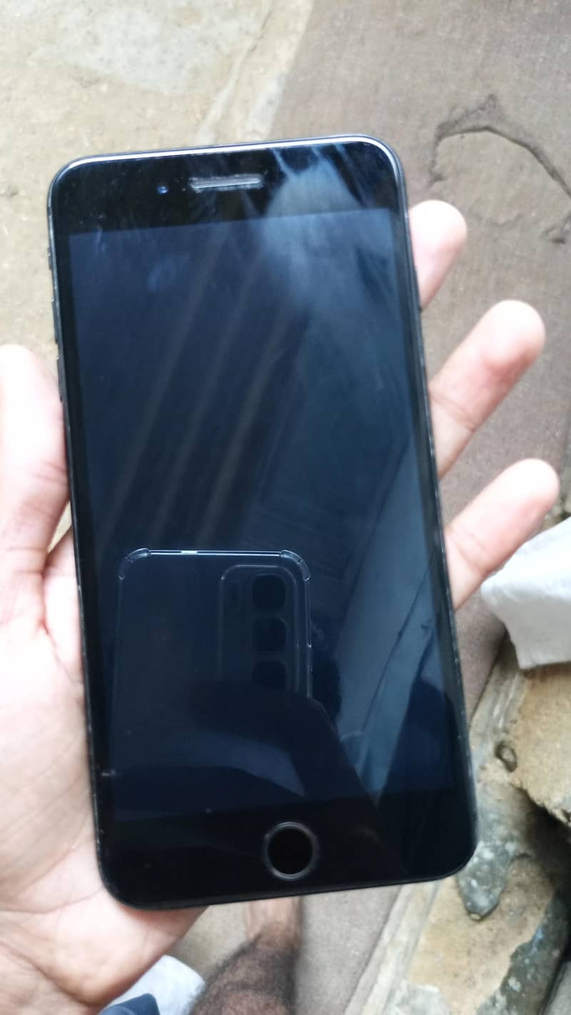 Apple iPhone 7 Plus 2
