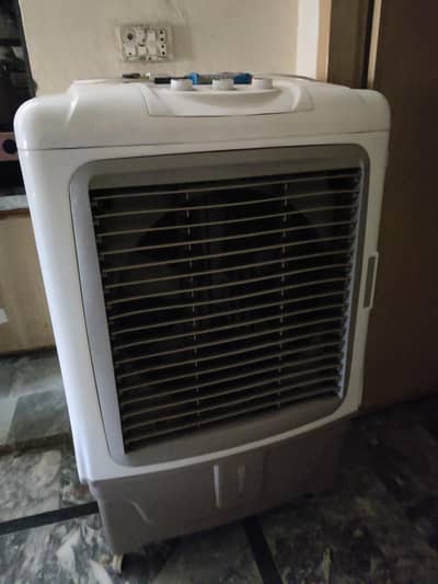 AC liya is leye sale krna bhot acha chlta