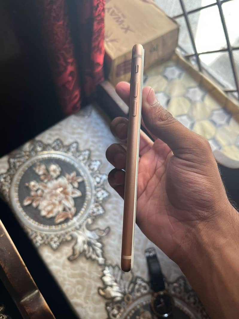 iphone 8 plus 2