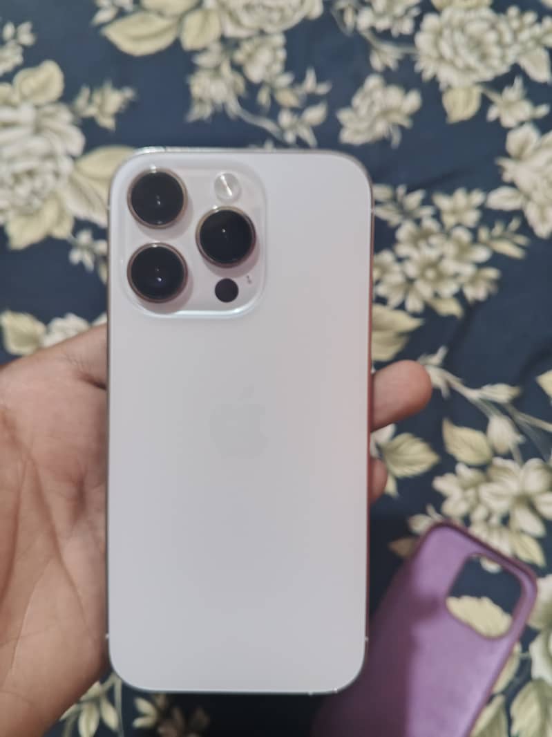 iPhone 0