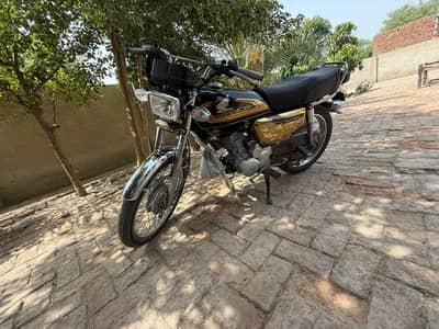 Honda CG 125 Special Edition GOLD