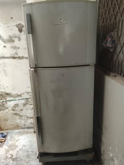 Dawlance large size fridge