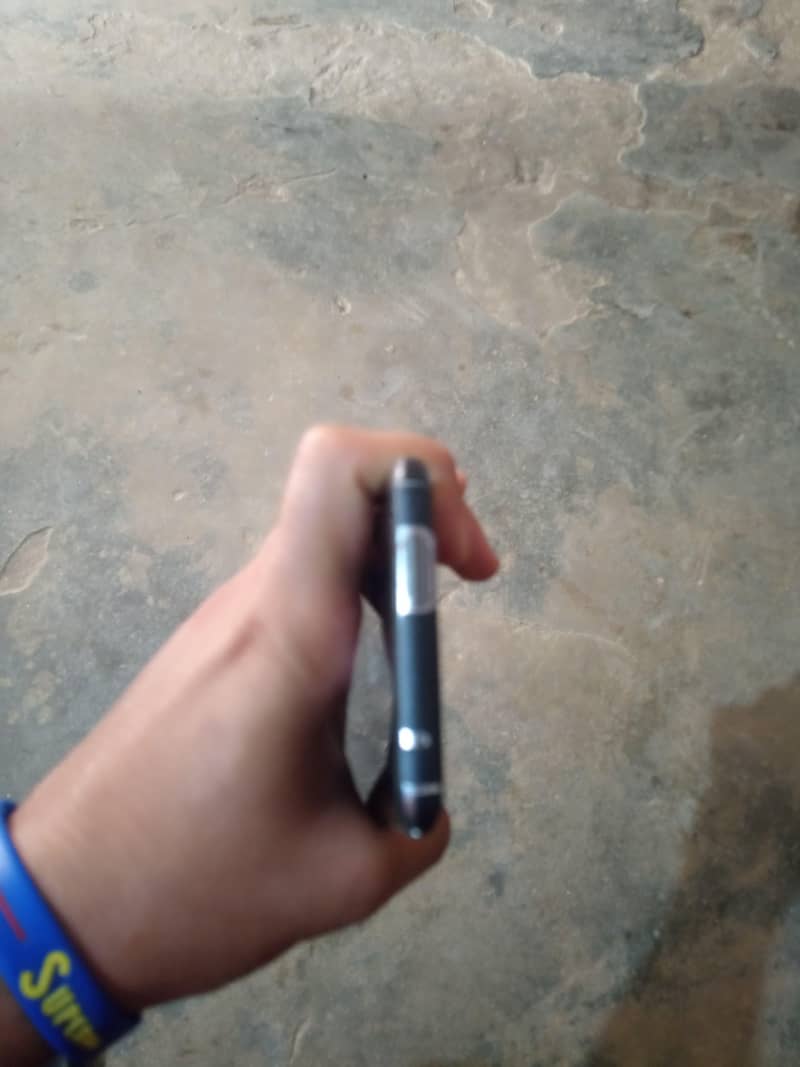One Plus 7 Pro 1
