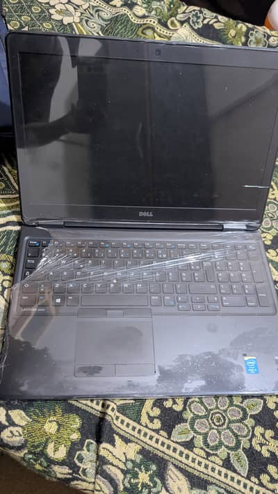 I5 5th generation, 16/256