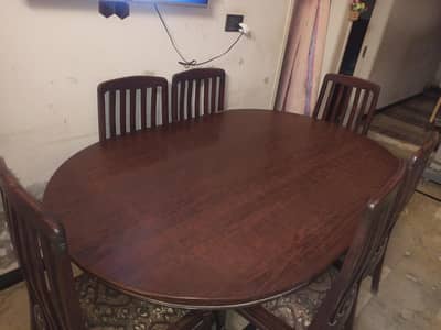 Dining Table with 6 chairs